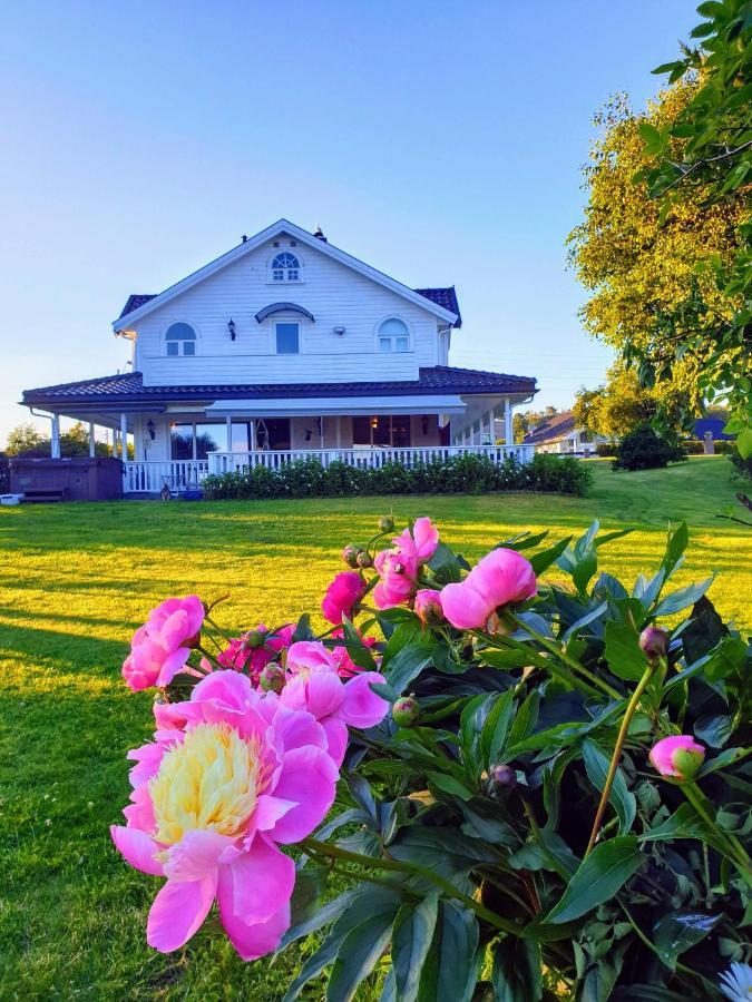 Beach Front Villa In Tonsberg Norway Only July 20-25 Exterior foto